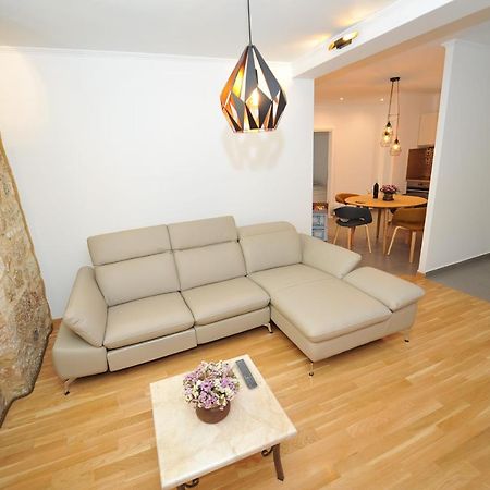Apartment Antea Sinj Exterior photo