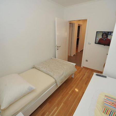 Apartment Antea Sinj Exterior photo