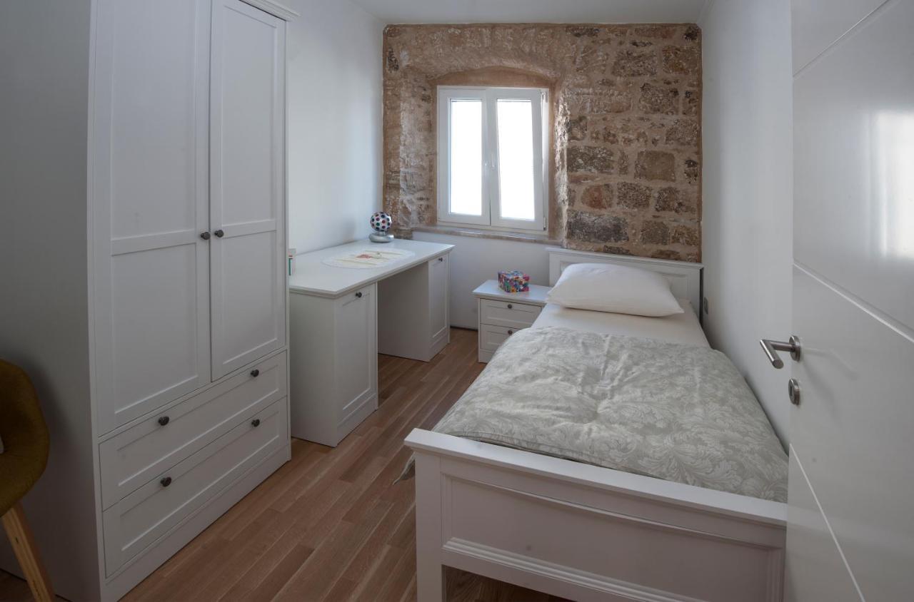 Apartment Antea Sinj Exterior photo