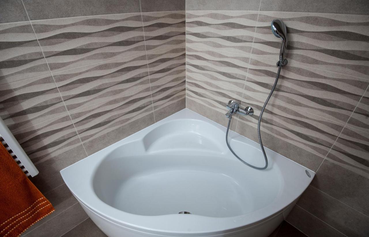 Apartment Antea Sinj Exterior photo
